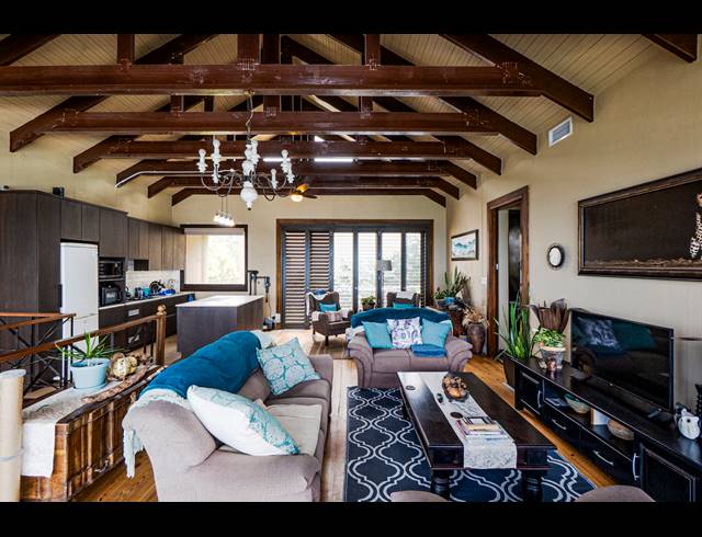 3 BEDROOM HOUSE FOR SALE IN BLUFF